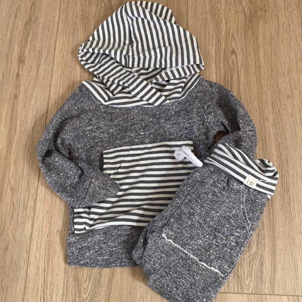 Lulu & Roo grey striped sweats